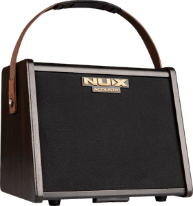 NUX MNU AC25 - 25W sur batterie + effets