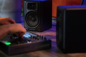 M-AUDIO RMD BX5BT - Enceintes actives 2 voies 5", DSP et Bluetooth (paire)